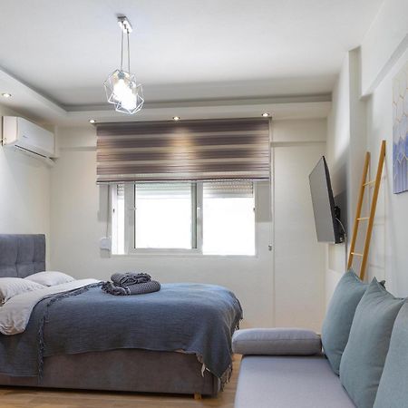 Blaze Studios & Apartments 잰티 외부 사진