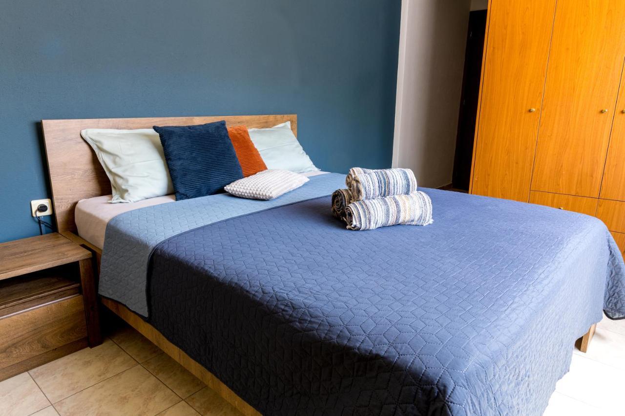 Blaze Studios & Apartments 잰티 외부 사진