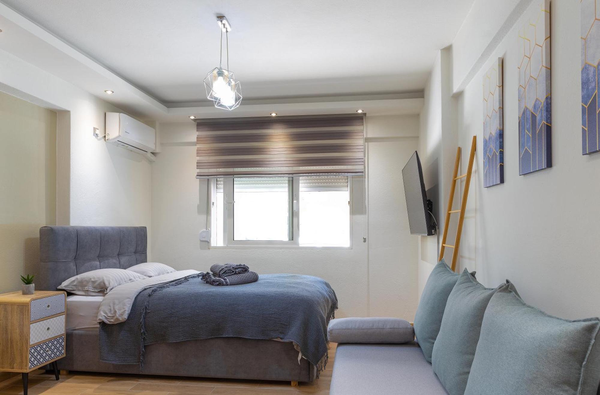 Blaze Studios & Apartments 잰티 외부 사진